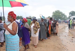 UNFPA assists over 300 women and girls providing dignity kits in flood-affected Beitbridge 