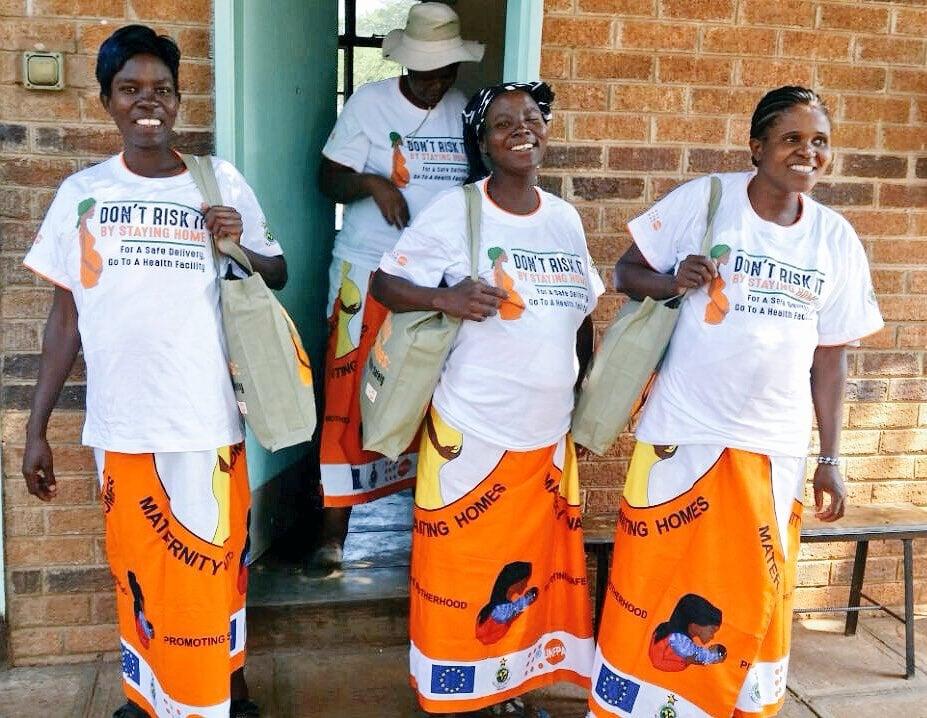 Expectant mothers receive their UNFPA Mama Kits at Maphisa Maternity Waiting Home, Matabeleland North. Photo: UNFPA Zimbabwe